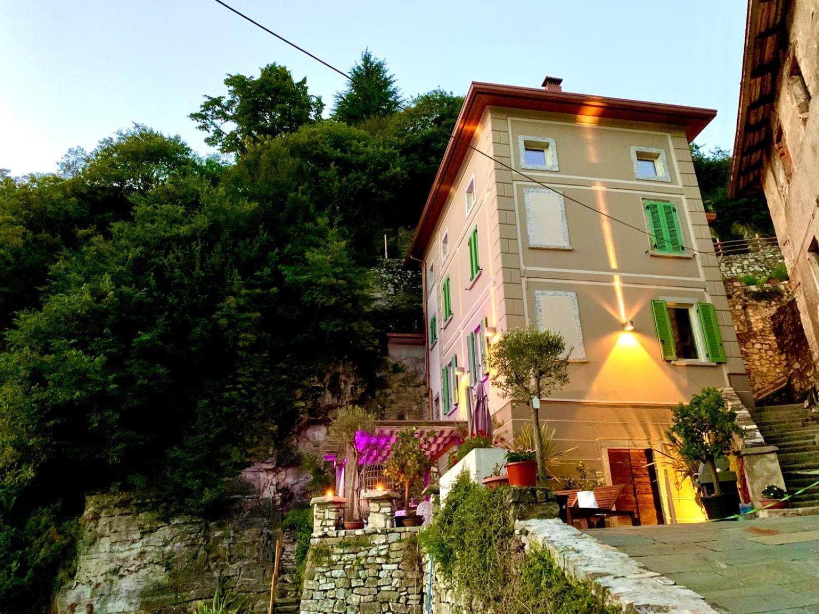 Villa La Casa Sulla Collina Del Castello Breno Exterior foto